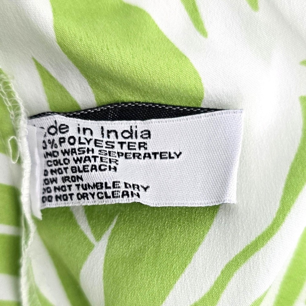 Buckhead Betties Sleeveless 1/2 Button Front V-Neck Floral Print Top Green M - Picture 4 of 6